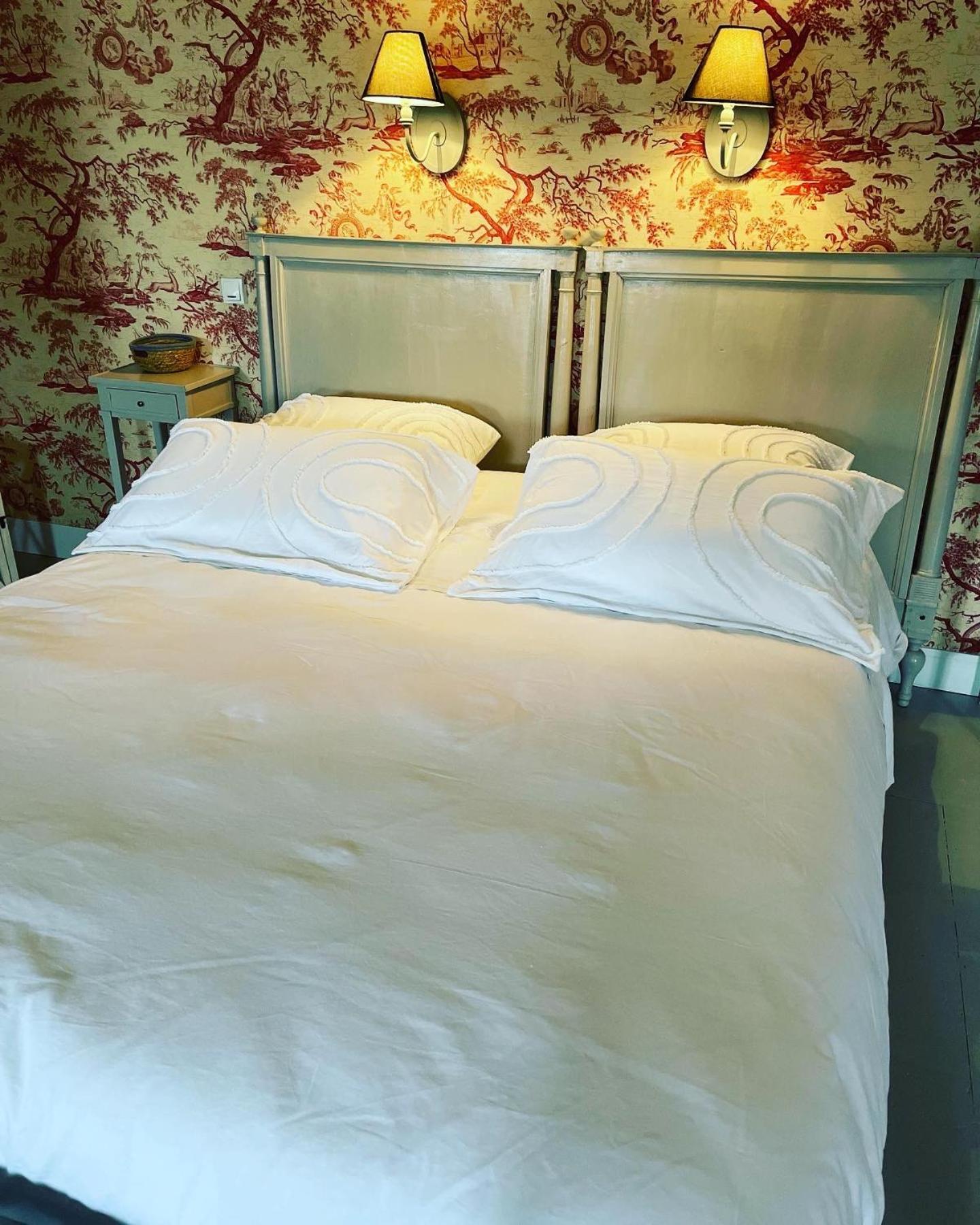 Belle Fontaine Hotel Бурж Екстериор снимка