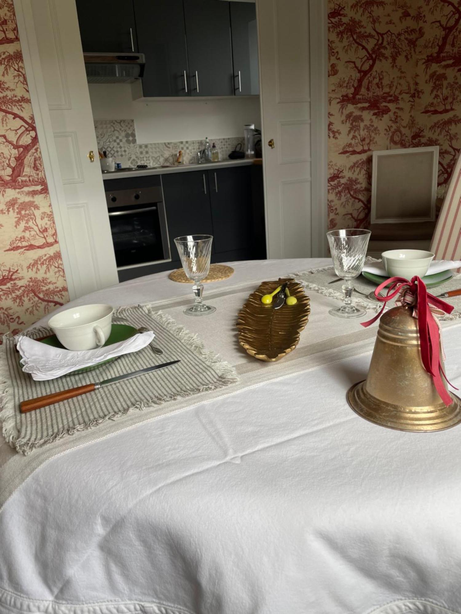 Belle Fontaine Hotel Бурж Екстериор снимка